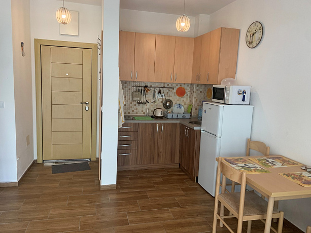 A furnished apartment in Sutomore 